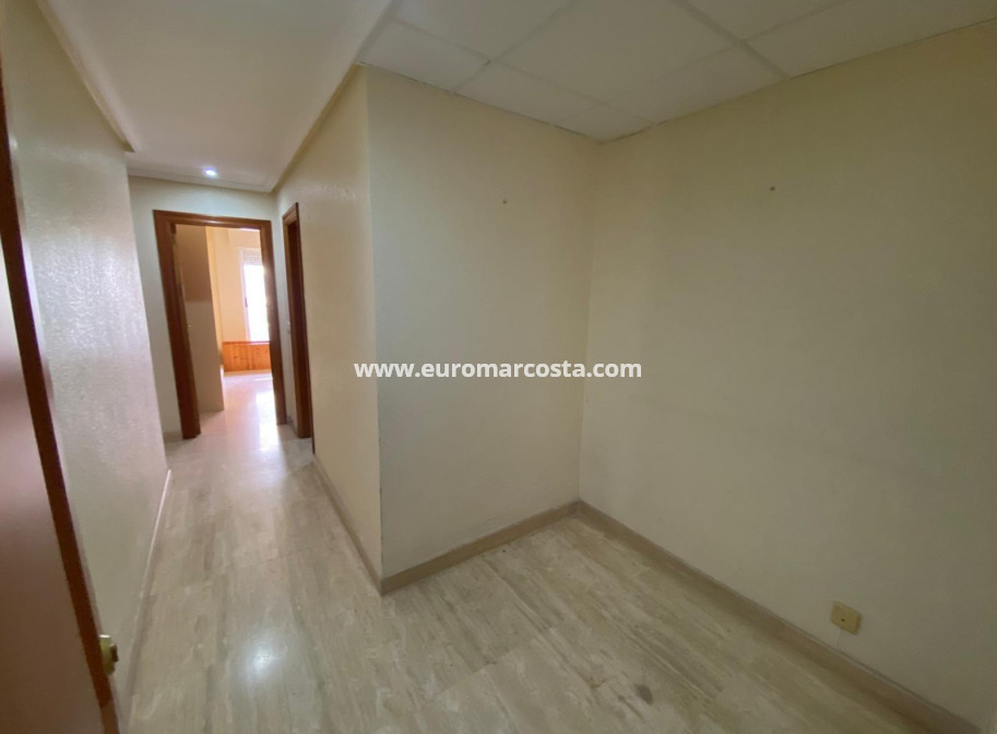 Venta - Apartamento / piso - Torrevieja - TORREVIEJA