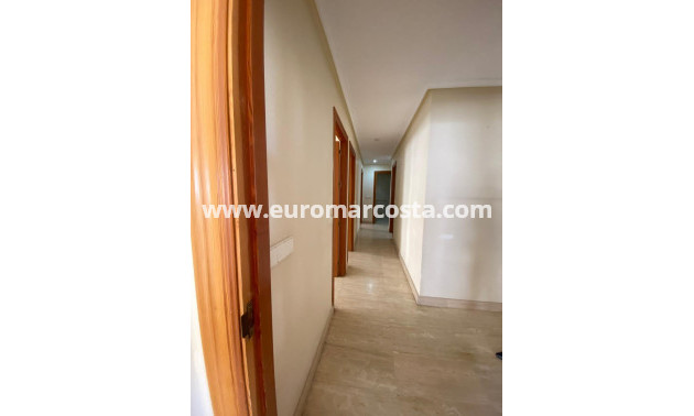 Venta - Apartamento / piso - Torrevieja - TORREVIEJA