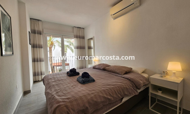Sale - Townhouse - Torrevieja - TORREVIEJA