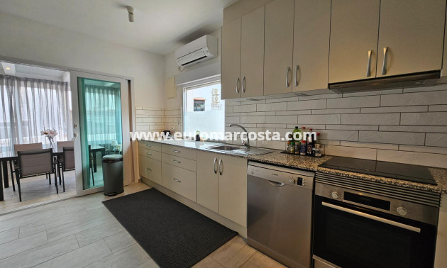 Sale - Townhouse - Torrevieja - TORREVIEJA