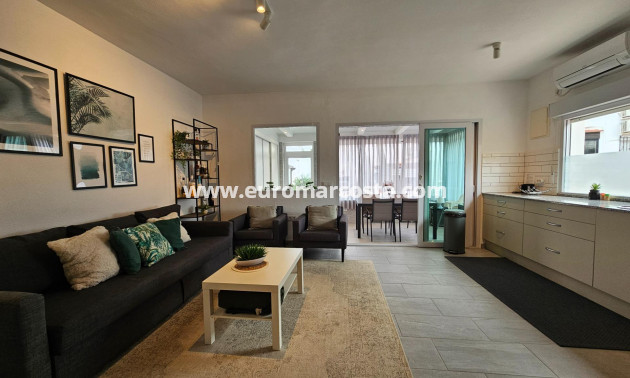 Sale - Townhouse - Torrevieja - TORREVIEJA