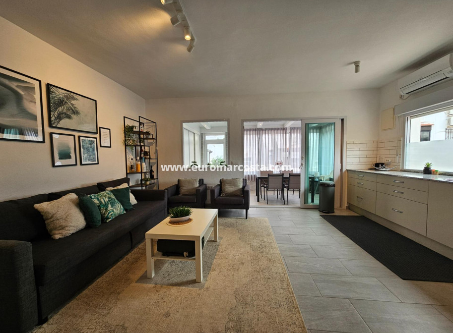 Sale - Townhouse - Torrevieja - TORREVIEJA
