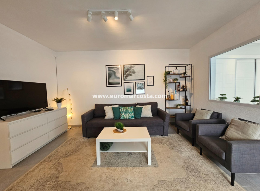 Sale - Townhouse - Torrevieja - TORREVIEJA