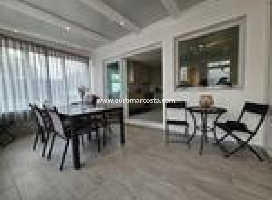 Sale - Townhouse - Torrevieja - TORREVIEJA