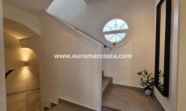 Sale - Townhouse - Torrevieja - TORREVIEJA