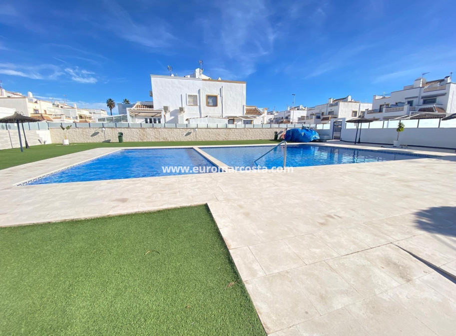 Objekte zum Wiederverkauf - Stadthaus - Torrevieja - Carrefour