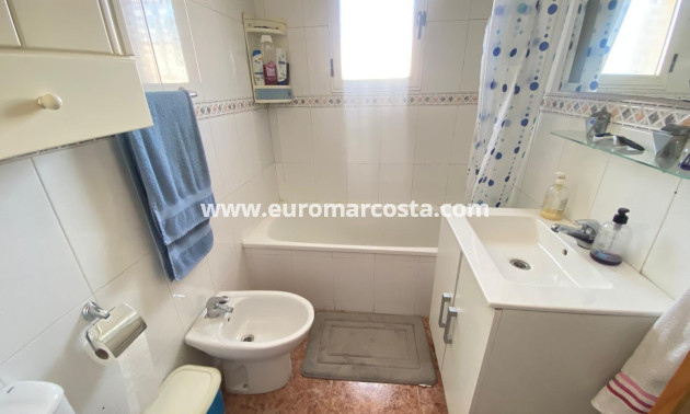 Objekte zum Wiederverkauf - Stadthaus - Torrevieja - Carrefour