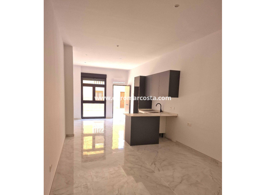 Venta - Estudio - Torrevieja - La Mata