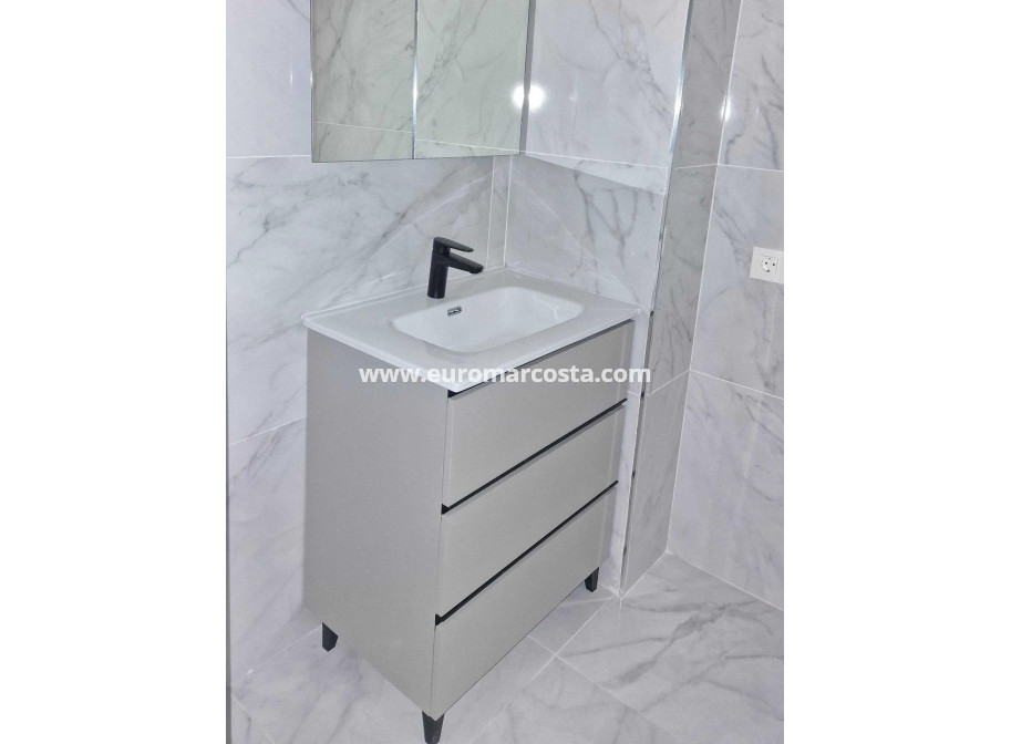 Venta - Estudio - Torrevieja - La Mata