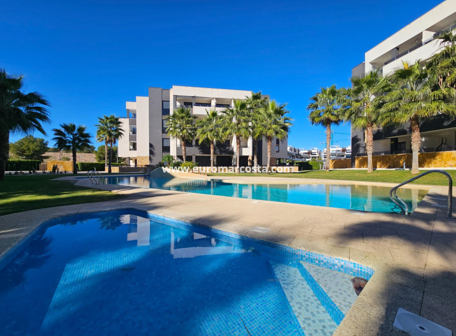 Objekte zum Wiederverkauf - Wohnung - Orihuela Costa - TORREVIEJA