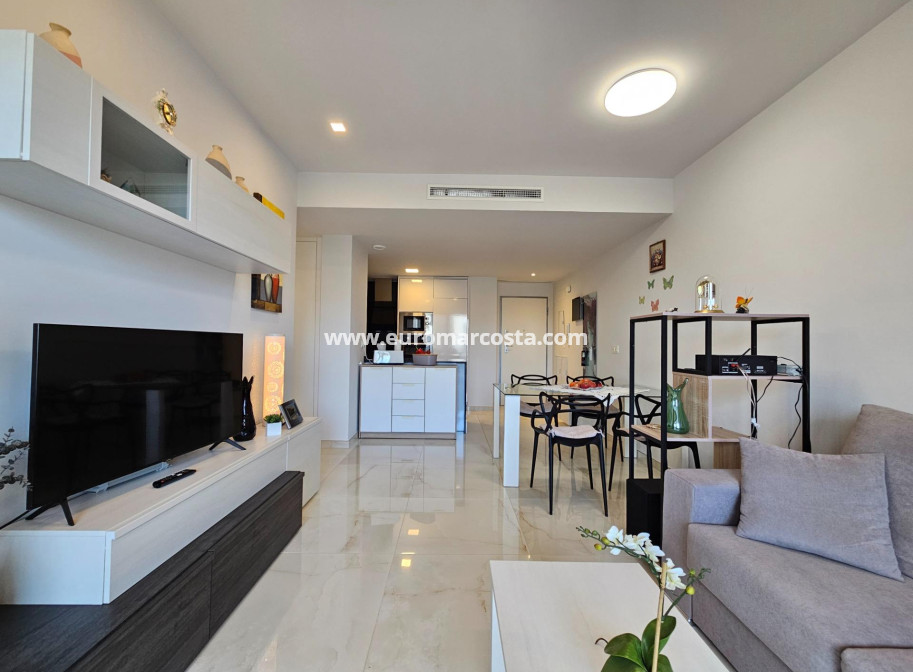 Objekte zum Wiederverkauf - Wohnung - Orihuela Costa - TORREVIEJA