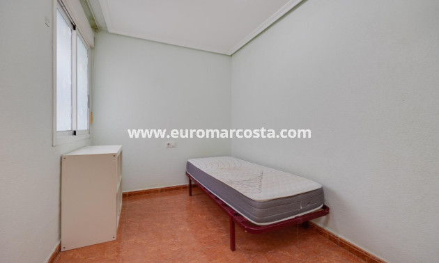 Venta - Apartamento / piso - Torrevieja - TORREVIEJA
