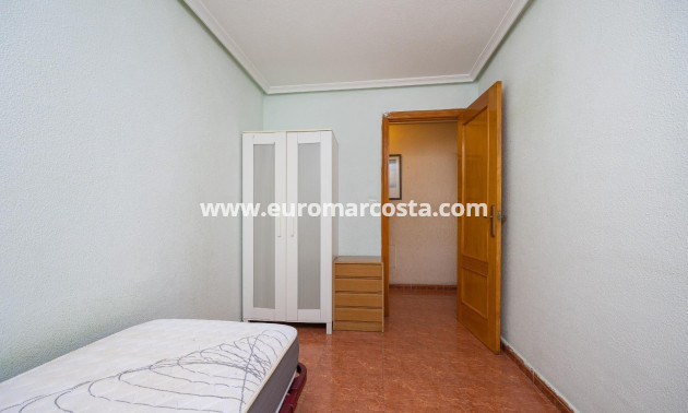 Venta - Apartamento / piso - Torrevieja - TORREVIEJA
