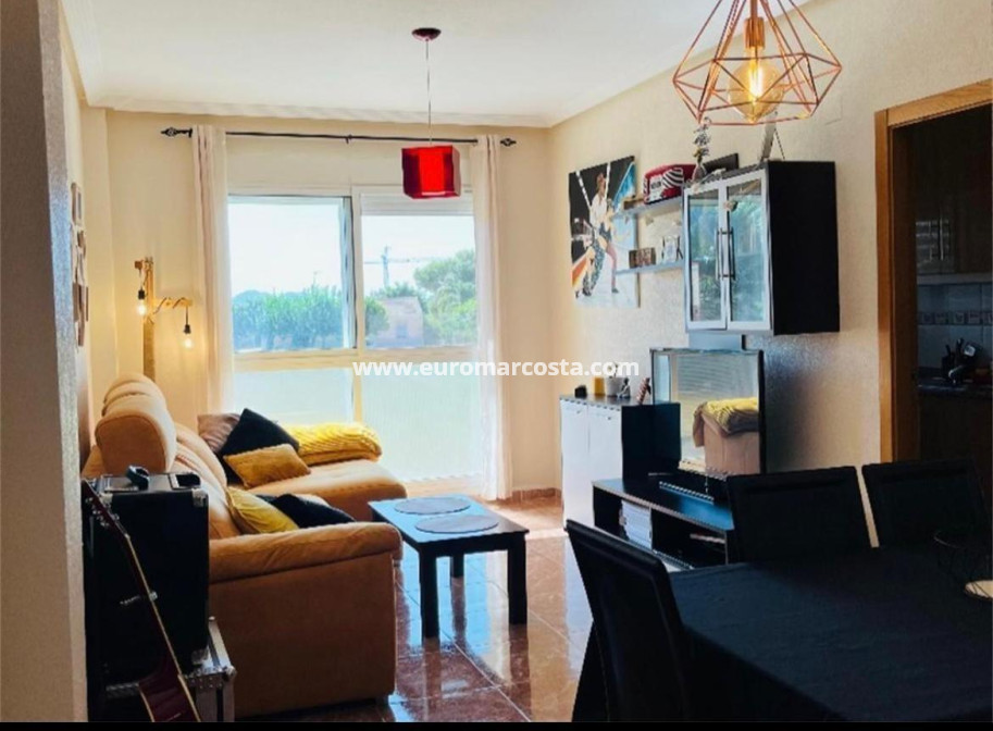 Objekte zum Wiederverkauf - Wohnung - Formentera del Segura - Pueblo 5