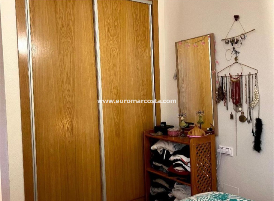 Objekte zum Wiederverkauf - Wohnung - Formentera del Segura - Pueblo 5