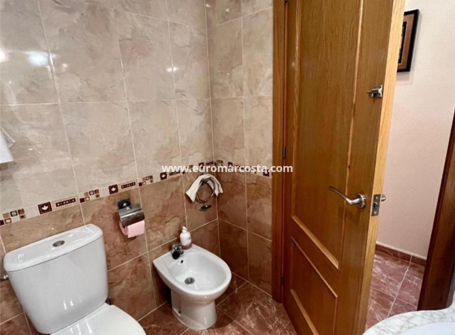 Objekte zum Wiederverkauf - Wohnung - Formentera del Segura - Pueblo 5