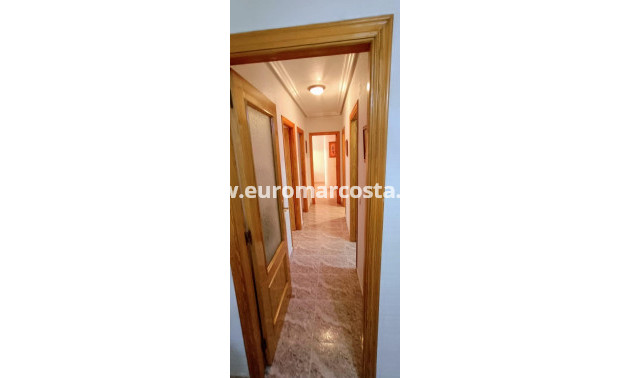 Venta - Apartamento / piso - Torrevieja - TORREVIEJA