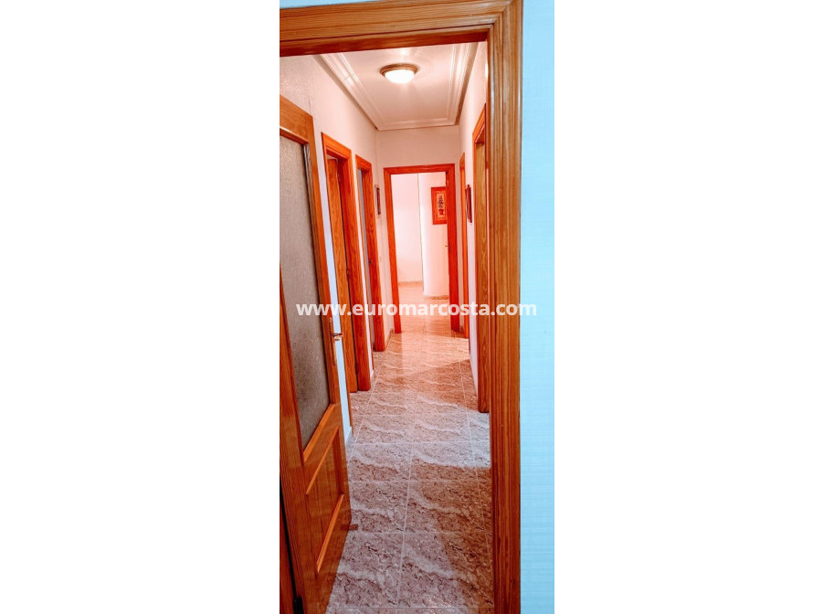 Venta - Apartamento / piso - Torrevieja - TORREVIEJA