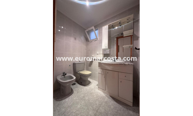 Venta - Apartamento / piso - Torrevieja - TORREVIEJA