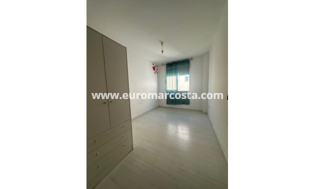 Sale - Apartment / flat - Torrevieja - TORREVIEJA