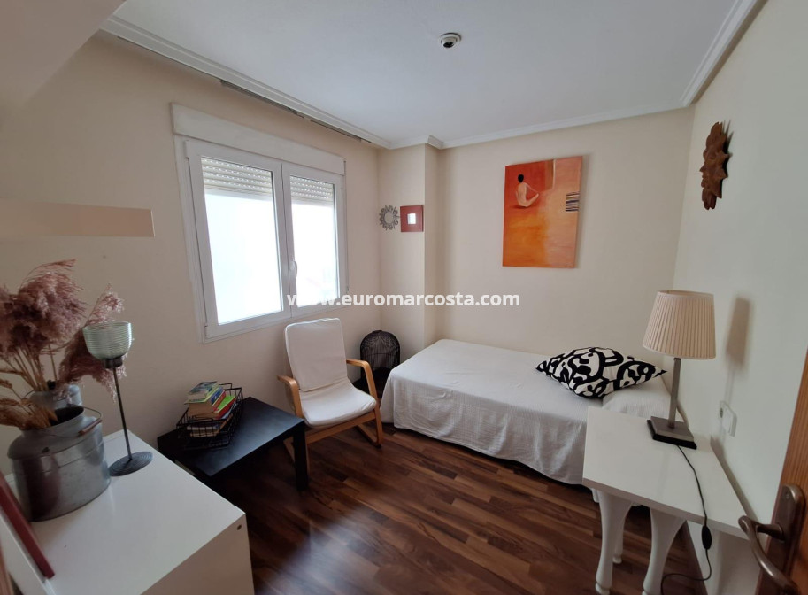 Objekte zum Wiederverkauf - Wohnung - Torrevieja - TORREVIEJA