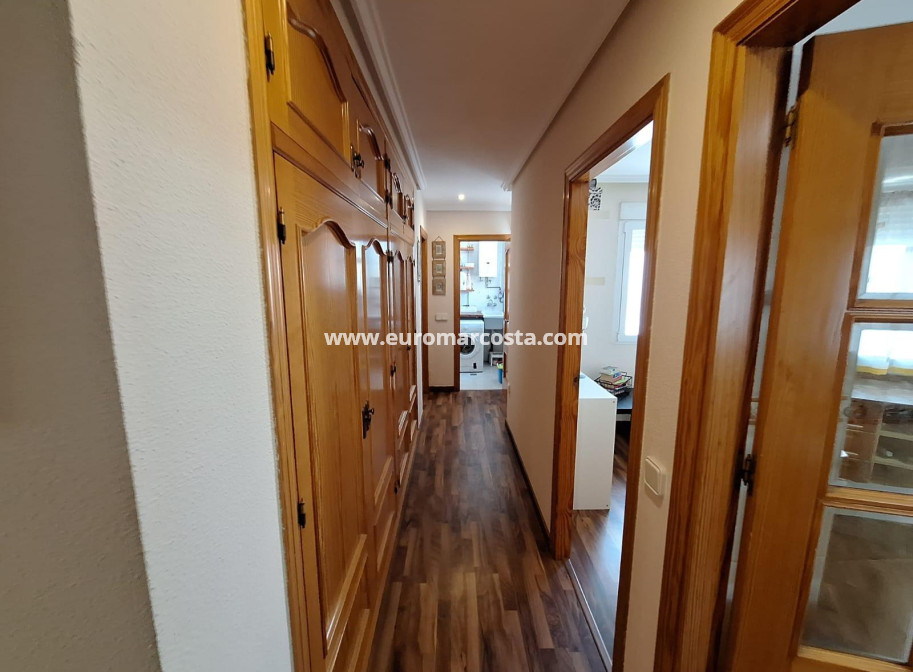 Objekte zum Wiederverkauf - Wohnung - Torrevieja - TORREVIEJA