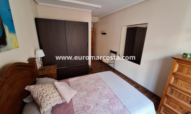 Objekte zum Wiederverkauf - Wohnung - Torrevieja - TORREVIEJA