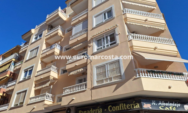 Objekte zum Wiederverkauf - Wohnung - Torrevieja - TORREVIEJA