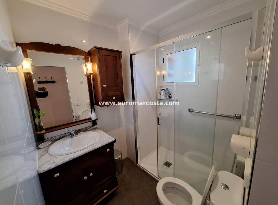 Objekte zum Wiederverkauf - Wohnung - Torrevieja - TORREVIEJA