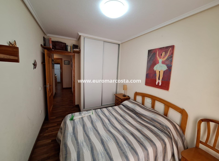 Objekte zum Wiederverkauf - Wohnung - Torrevieja - TORREVIEJA