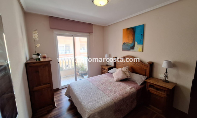 Objekte zum Wiederverkauf - Wohnung - Torrevieja - TORREVIEJA