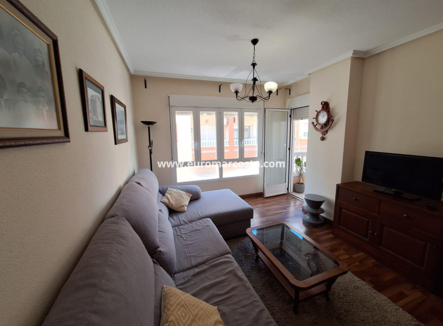 Objekte zum Wiederverkauf - Wohnung - Torrevieja - TORREVIEJA