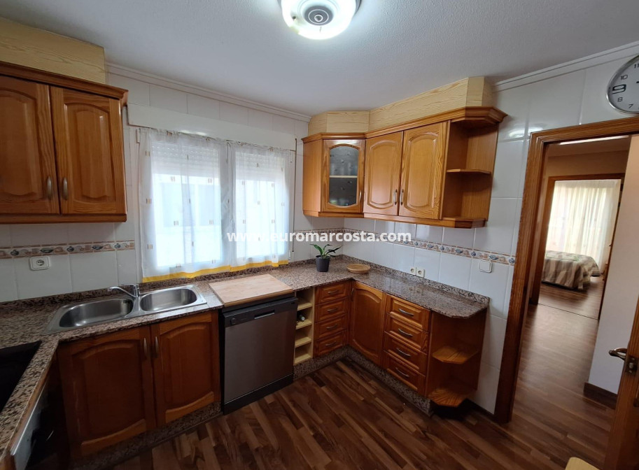 Objekte zum Wiederverkauf - Wohnung - Torrevieja - TORREVIEJA
