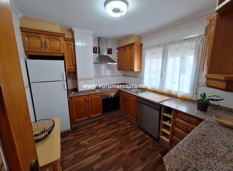 Objekte zum Wiederverkauf - Wohnung - Torrevieja - TORREVIEJA