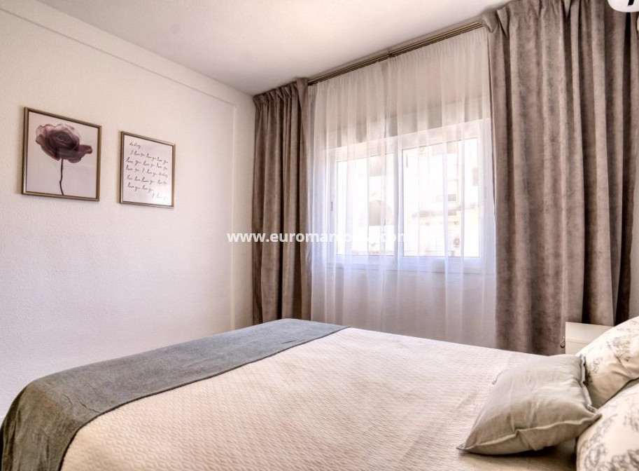 Venta - Villa - Torrevieja - Calas blanca
