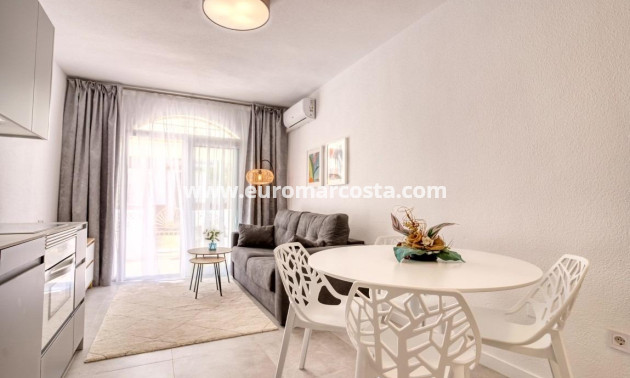 Venta - Villa - Torrevieja - Calas blanca