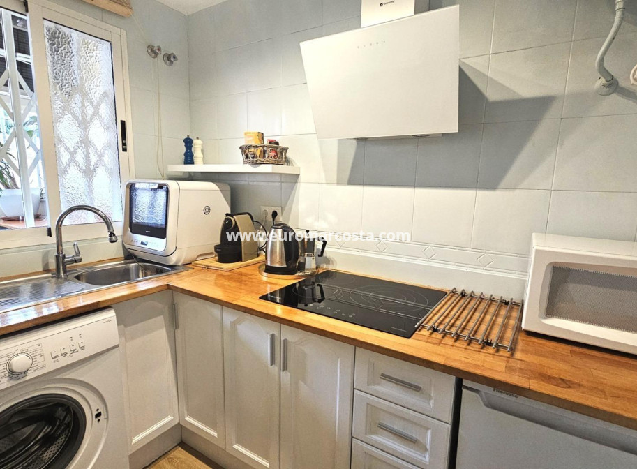Sale - Apartment / flat - Torrevieja - TORREVIEJA