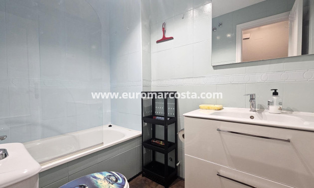 Sale - Apartment / flat - Torrevieja - TORREVIEJA