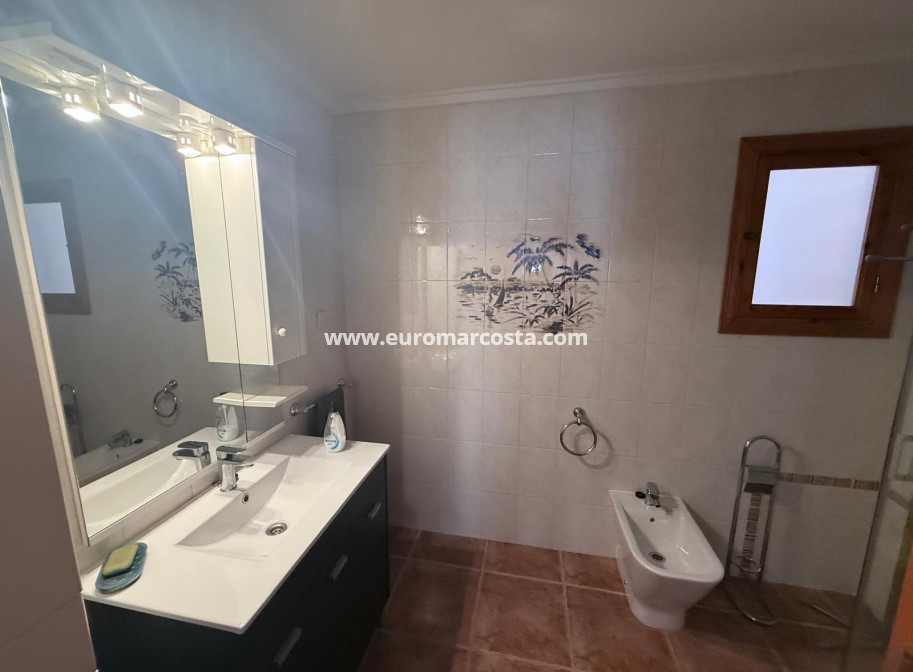 Venta - Apartamento / piso - Torrevieja - TORREVIEJA