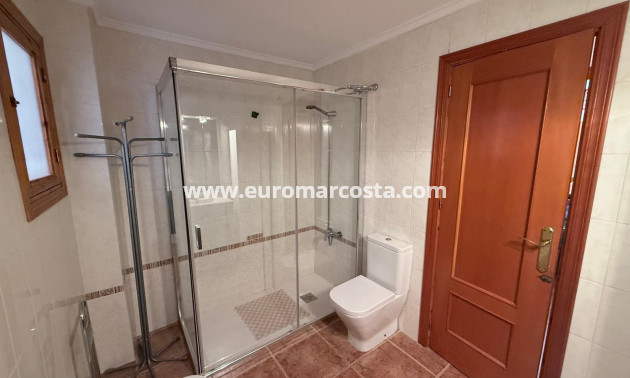 Venta - Apartamento / piso - Torrevieja - TORREVIEJA