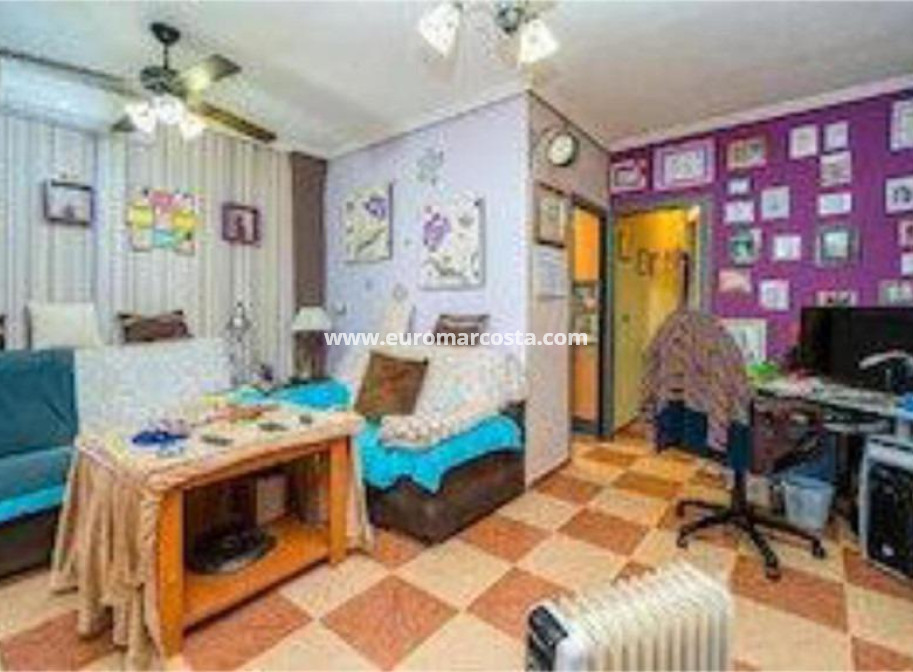 Venta - Adosado - Torrevieja - TORREVIEJA