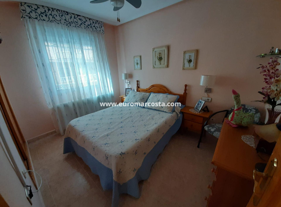 Objekte zum Wiederverkauf - Wohnung - Torrevieja - TORREVIEJA