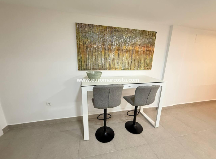 Sale - Apartment / flat - Guardamar del Segura - Pueblo