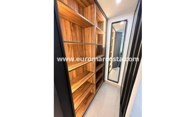Sale - Apartment / flat - Guardamar del Segura - Pueblo