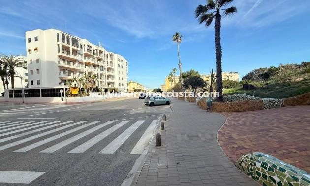 Sale - Apartment / flat - Guardamar del Segura - Pueblo