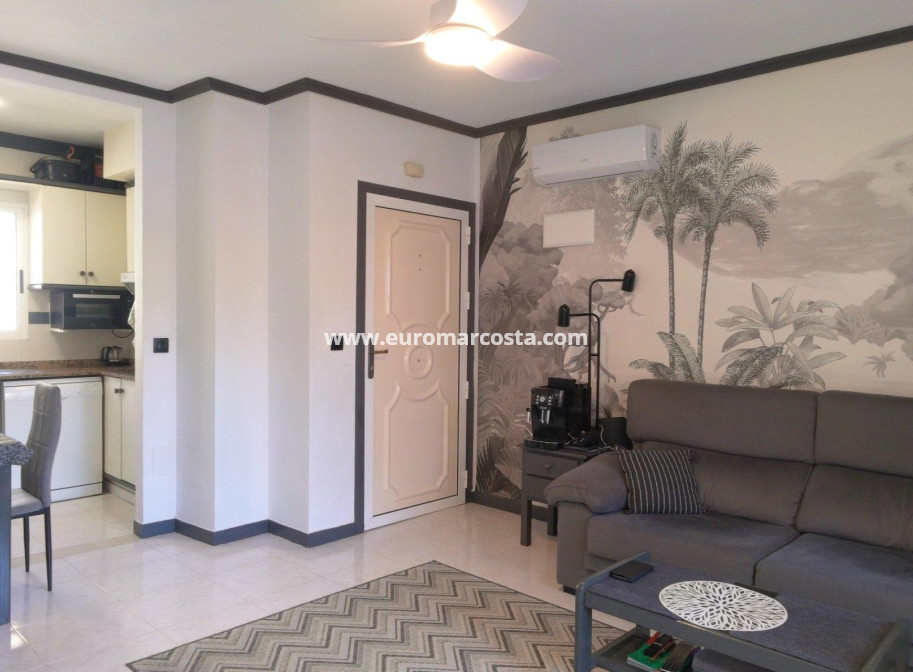 Objekte zum Wiederverkauf - Wohnung - Torrevieja - TORREVIEJA