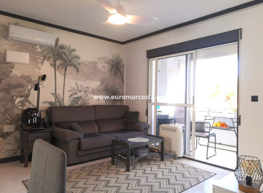 Objekte zum Wiederverkauf - Wohnung - Torrevieja - TORREVIEJA
