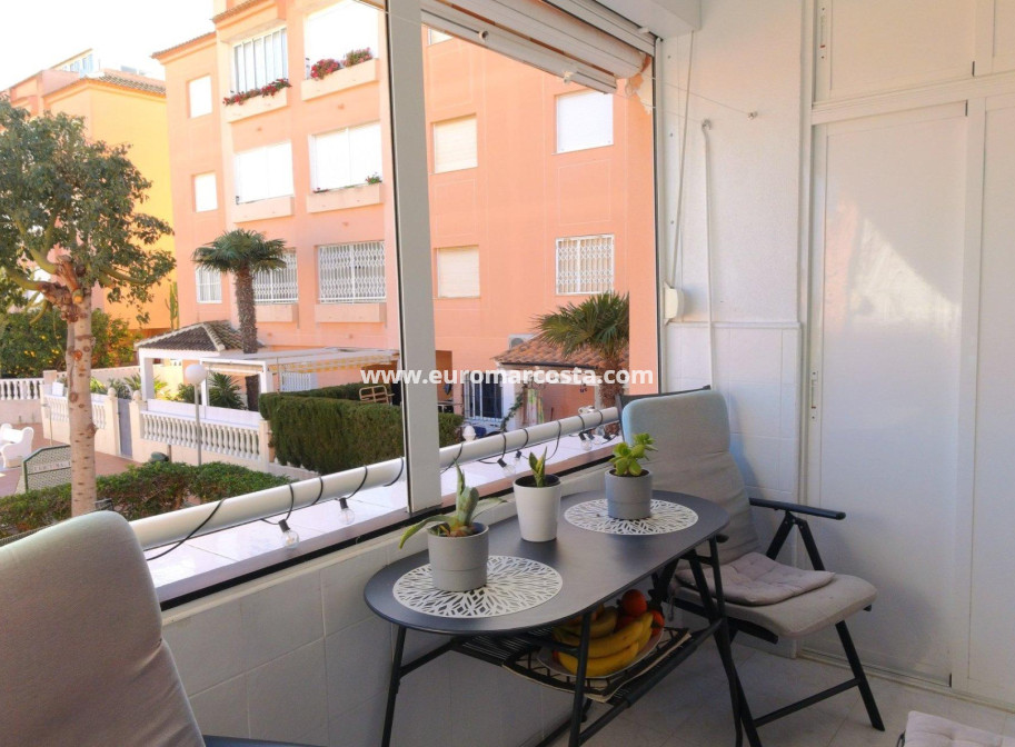 Objekte zum Wiederverkauf - Wohnung - Torrevieja - TORREVIEJA