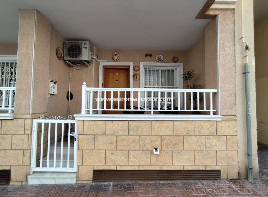 Venta - Apartamento / piso - Torrevieja - TORREVIEJA