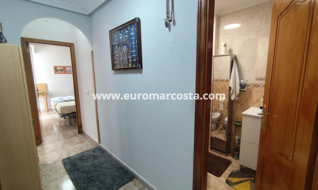 Venta - Apartamento / piso - Torrevieja - TORREVIEJA